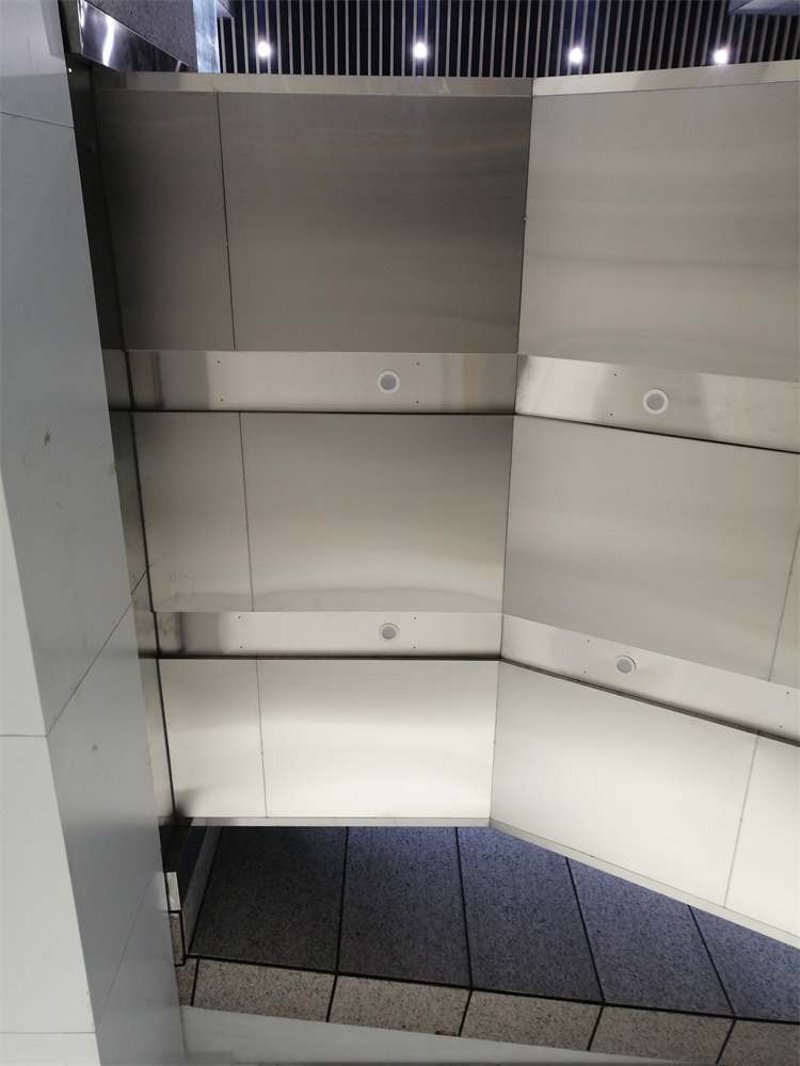 电梯门套装修:提升居住品质的新风尚